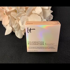 It cosmetics celebration foundation Medium Tan
